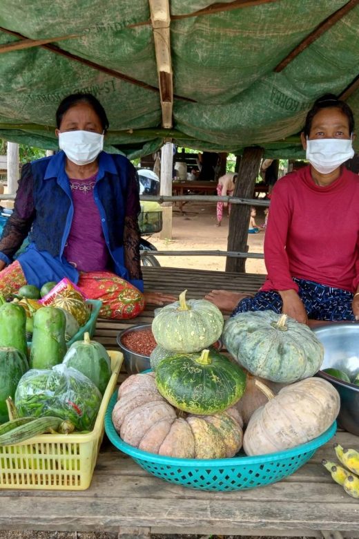 Community Sell Organic Food Amidst Pandemic